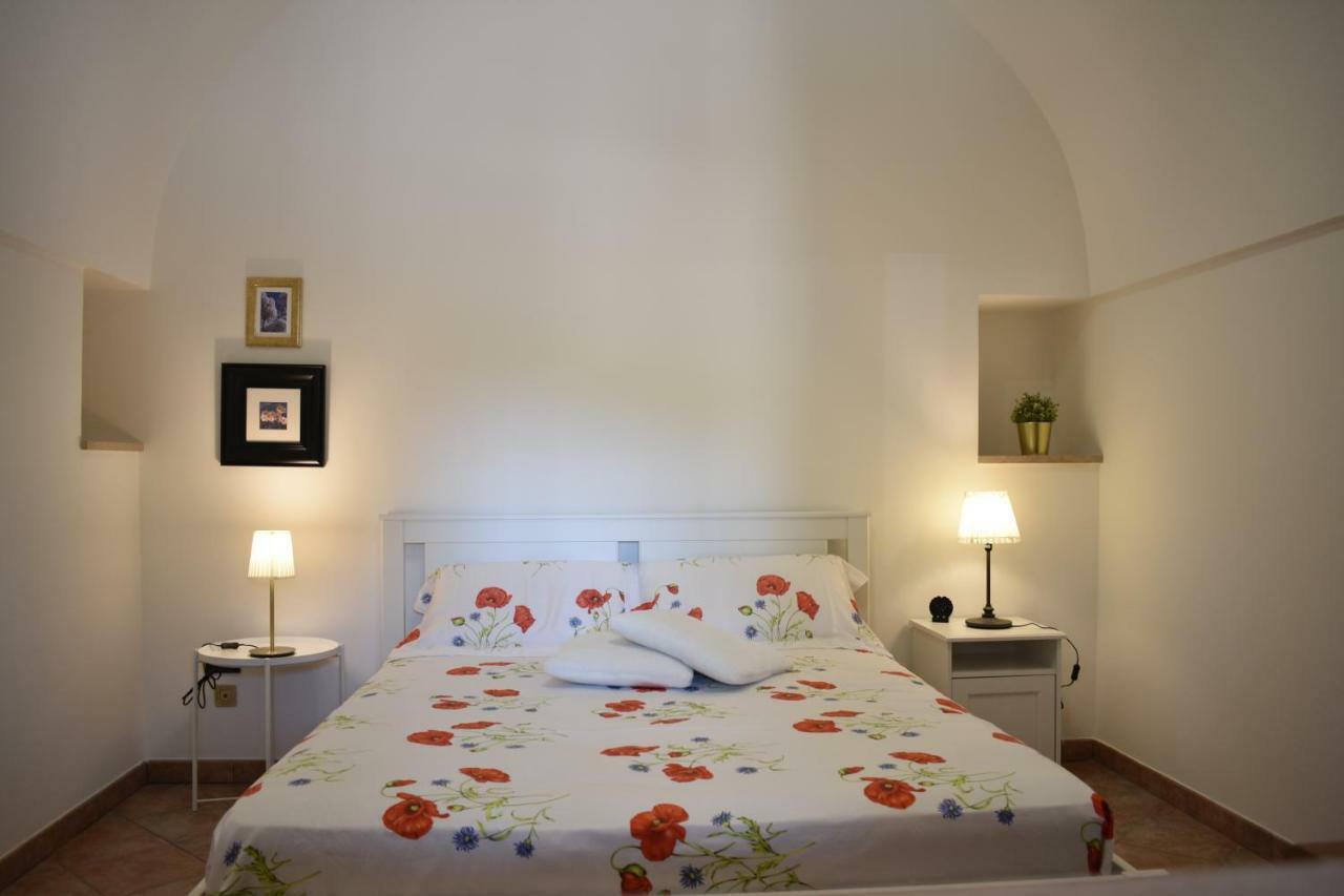 Gorgo Rinaldi - Locazioni Brevi Pension Monopoli Buitenkant foto