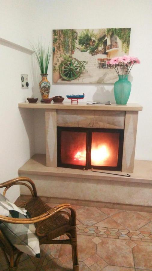 Gorgo Rinaldi - Locazioni Brevi Pension Monopoli Buitenkant foto